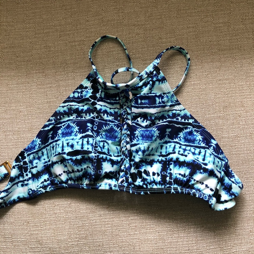 High-neck Swim Top